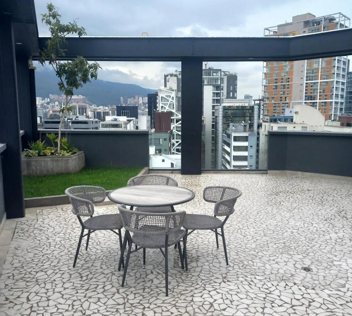 Studio 407 Torre Pontina Luxury And Comfort Quito 0*,