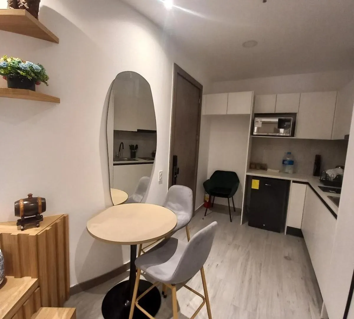 Studio 407 Torre Pontina Luxury And Comfort Quito Apartamento